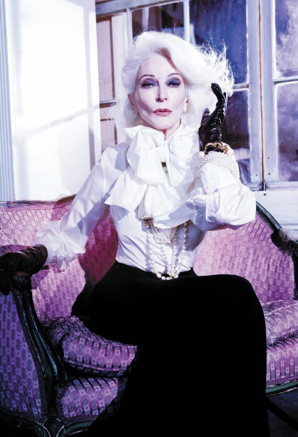 vikingbitch:  lasagnacat:  mszombi:  swiczeniuk:  starlookru:  Carmen Dell’Orefice