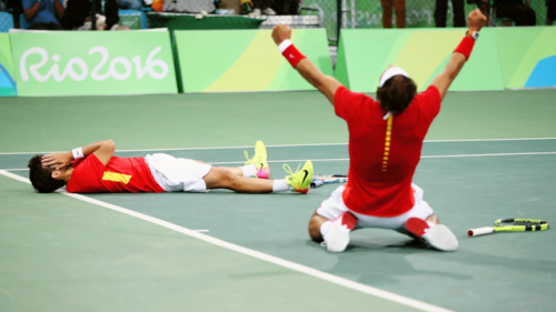 furiarojas:Marc López and Rafael Nadal | 2016 Olympic Semifinals↳ def. Daniel Nestor/Vasek Pospisil 