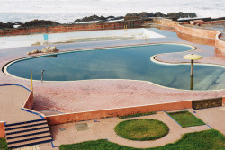 droomboot:  kent-andreasen, Deserted Pools, Casablanca