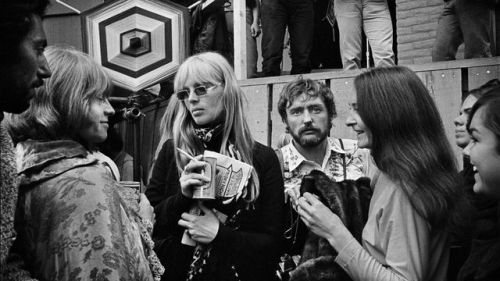 modbeatnik:  Brian Jones, Nico, Judy Collins and Dennis Hopper photographed by Jim Marshall, 1960s