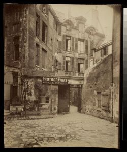 Eugene Atget, &ldquo;Cour de Rouen - passage du commerce (6e ar),&rdquo; 1908. Albumen Print.