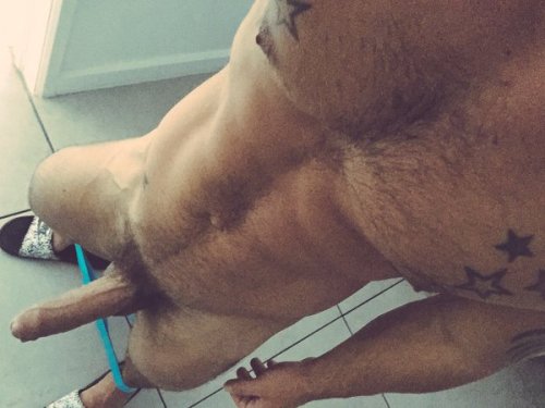 bigcockvzla:  #Straigth #BigDick #BigCock #MonsterCock #Xxl #XxlCock #HugeDick  #Pene #HotMen #Gay #Cum #Polla #Milk #Suck #Guevo #LongDick