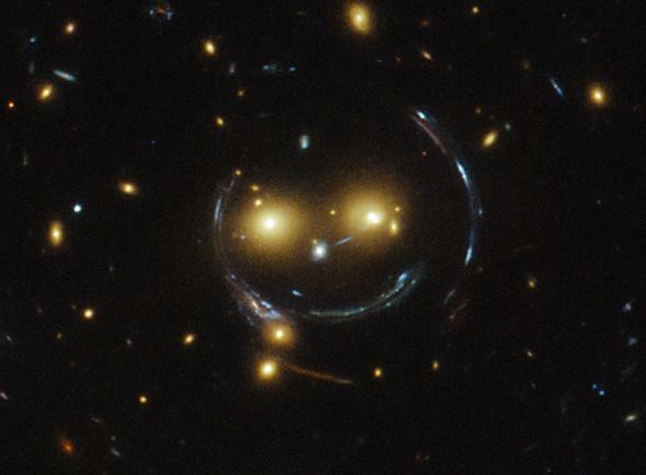 The universe sent us a smiley face from 7.5 billion light-years away :) 