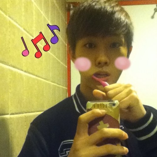 woong-jae:  Jinnie’s Twitter DP 