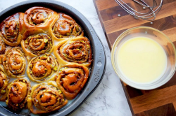 fullcravings:  Baklava Cinnamon Rolls