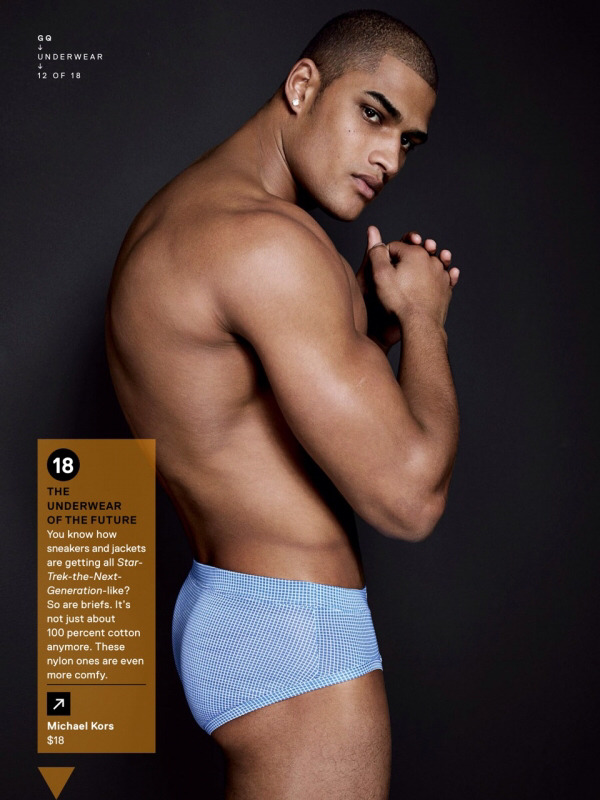 male-celebs-naked:  Rob Evans 3See more here