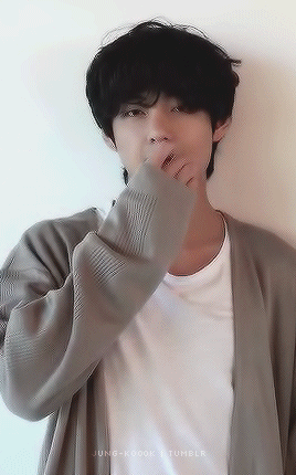 jung-koook:      😳😳😳😳  