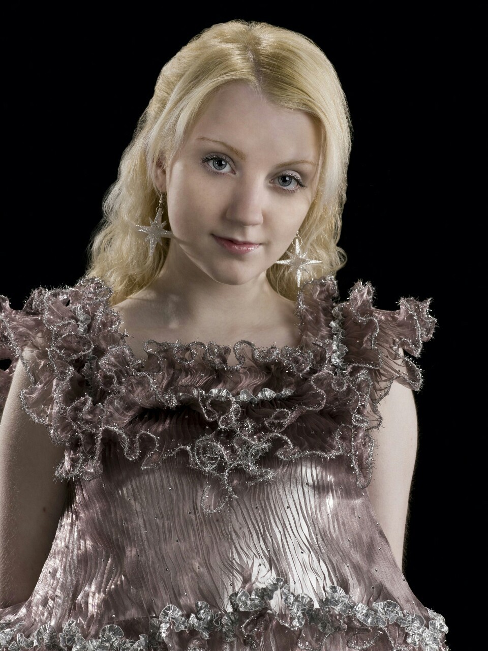 jenamalone-tonkslupin:  Evanna lynch Luna Lovegood