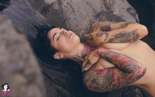 XXX welcometoboobsville:  Radeo Suicide photo