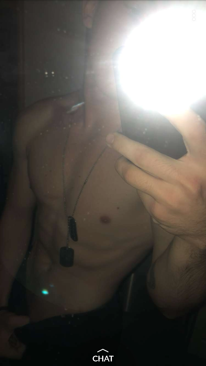 0nlythebestboys:  baitedyoungguys:  Trystyn, USAF Member stationed in Germany  🤤🍆