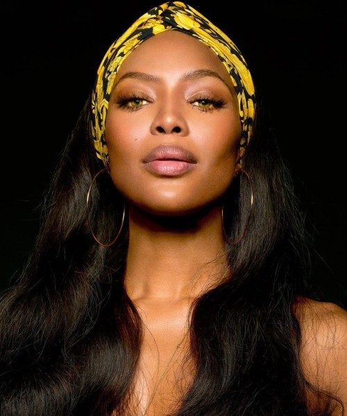 midnight-charm: Naomi Campbell photographed by Cuneyt Akeroglu for S Moda January 2018 Stylist: Nata