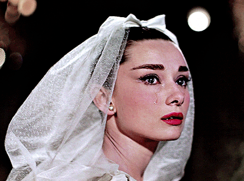 chloezhao:I have no illusions about my looks. I think my face is funny.Audrey Hepburn in Funny Face 