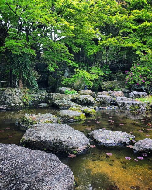 大山崎山荘美術館庭園 [ 京都府大山崎町 ] ② Oyamazaki Sanso Garden, Oyamazaki, Kyoto ーー“テムズ川を見下ろすウィンザー城”をモチーフに資産家・加賀正太郎