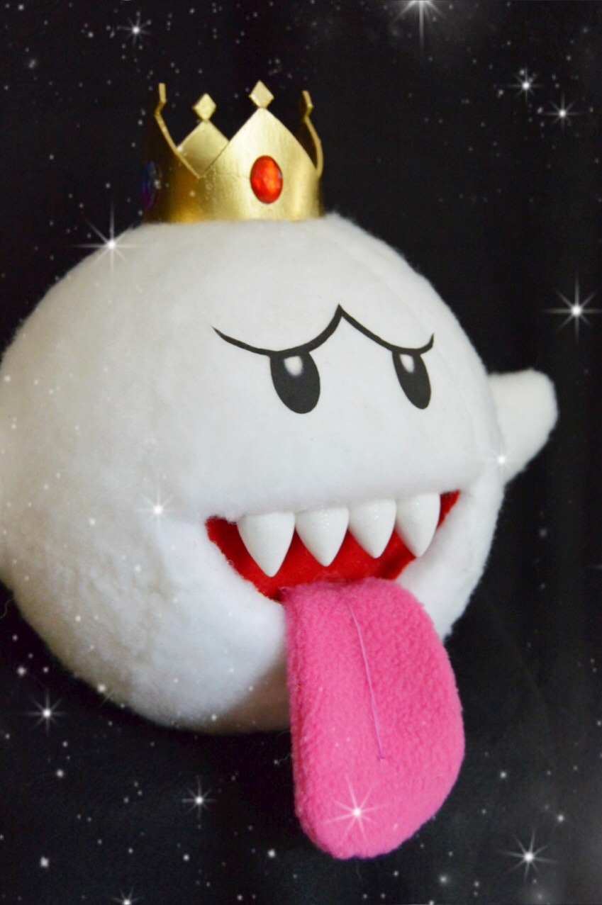 plush king boo