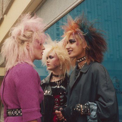 comatose-bat:  danasdinnertable:  80s Punks of Color.  Yessss ♡.♡