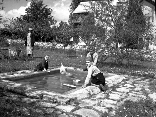 Unknown people, 1938, Sweden.