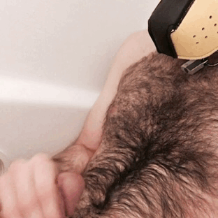 pupbustermackenzie:  alright i’ll admit it. piss pup. 💛💦💛💦💛