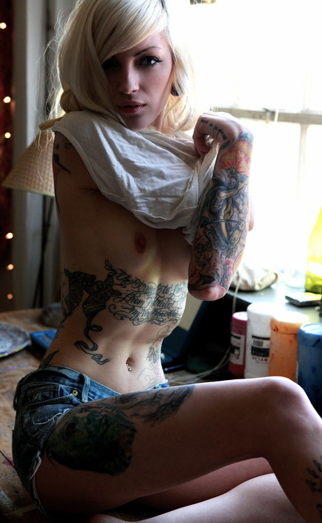 Sexy naked women