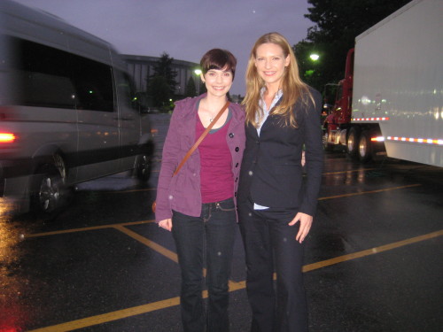 elialys:  nataliegraceg:  Not sure if there are any Fringe fans following me, but I thought I’d post this.  It’s from when I was on set of S04E01, which was a dream come true as an actor and Fringe fan.  I even got to act opposite Anna Torv for