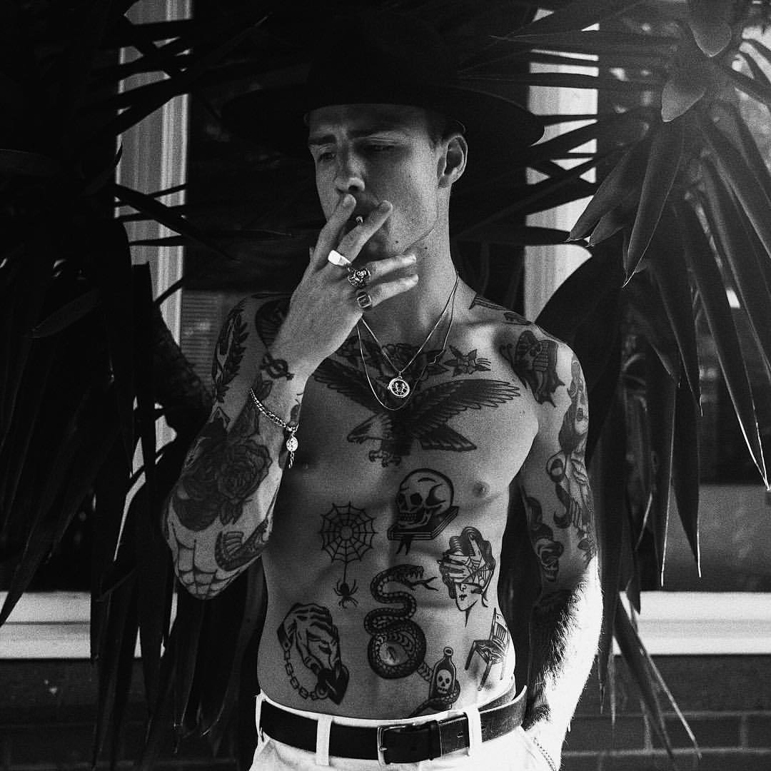 thomasdavenport:  I stay in time, and watch you pass by https://www.instagram.com/thomasdavenport/p/BwMwjzwD5Gp/?utm_source=ig_tumblr_share&amp;igshid=xa1fd4cv3pl7