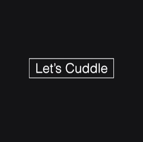 colouredgreynotes:  Where ma cuddle buddy`s at? 