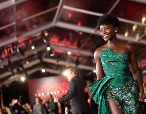 LUPITA NYONG’O wearing HALPERN at the premiere of Star Wars: The Last Jedi