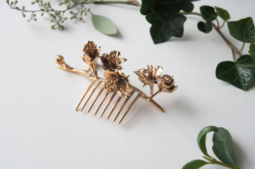 mymodernmet:Elegant Metallic Jewelry Uses 3D Printing to Evoke a Handcrafted Aesthetic