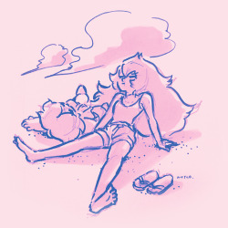 spanglesofstardust:  chilling out at the