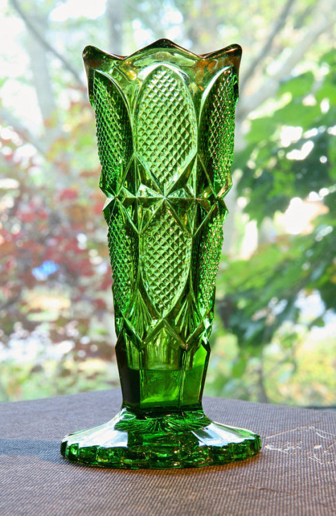 Green Crystal Vase //BarrysAttic