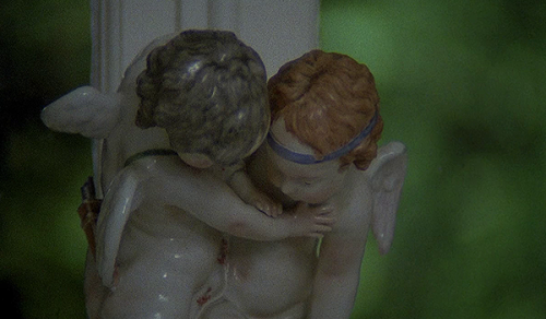 marypickfords:Two Orphan Vampires (Jean Rollin, 1997)