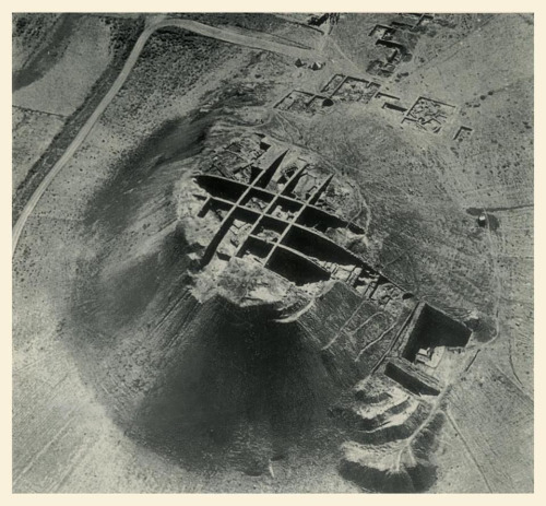 archaeologs: Keban Rescue Excavations; Norşuntepe Höyük, 1969. Elazığ, Turkey. Learn more 