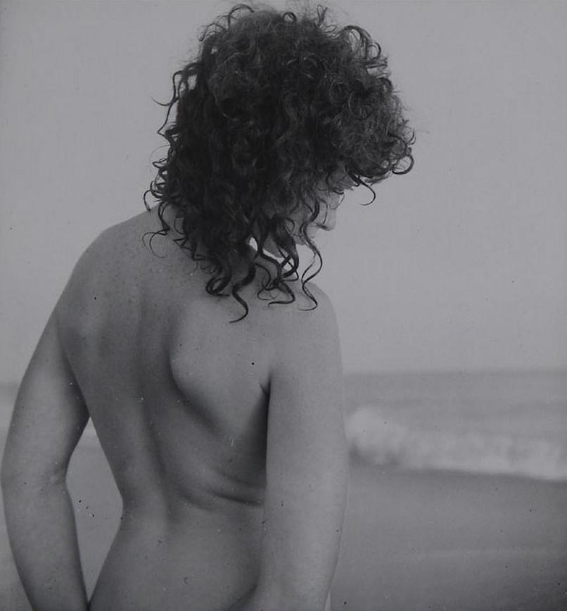 standingatthefence: Maya Deren.  Photo by Alexandr Hackenschmied 