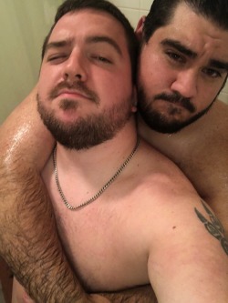 captainbruin:  beariere:  I love showering