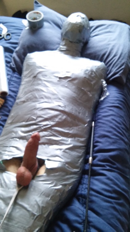 https://lovetapebondage.tumblr.com/post/153882366131