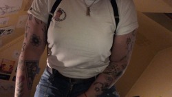 Porn photo urbutchdaddy:Ive fallen in love with suspenders