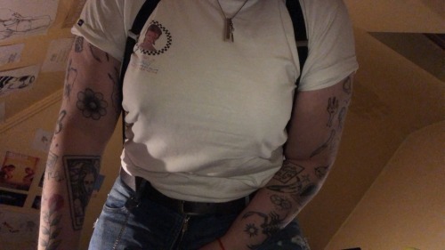 urbutchdaddy:Ive fallen in love with suspenders 😮‍💨