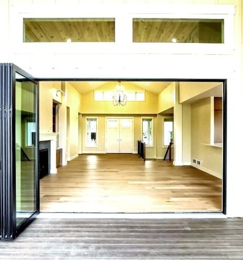 Farmhouse Deck - Deck