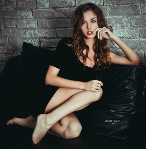 https://amazinggirlsphotos.tumblr.com/post/155857664665