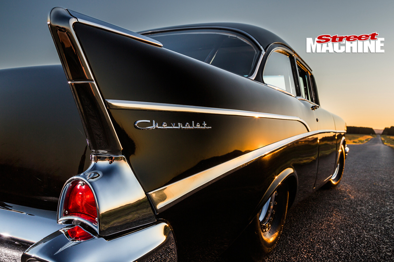 chromencurves:    1000 HP Blown 1957 Chevy 210  Photos from Street Machine, taken