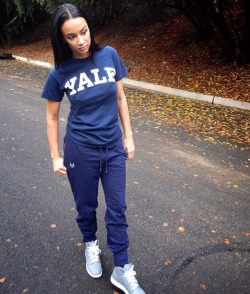 therealleaah:  bombshellssonly:  @sodraya  XIV 