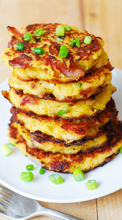 foodffs:  Bacon, Spaghetti Squash, and Parmesan Fritters  Really nice recipes. Every hour.   