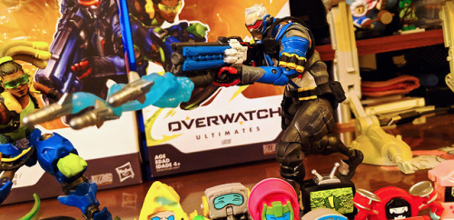 Hasbro killing it with their Overwatch figures. About time Lucio got some love. Also (not) Overlord 