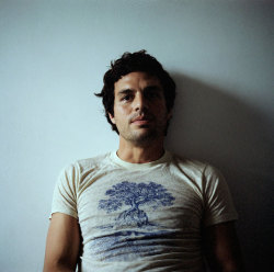 men-men-everywhere:Mark Ruffalo