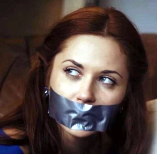 vekolroad:Exquisite Russian hostage. Lots of male interference in the vid. https://www.youtube.com/w