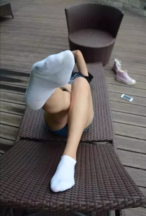 Porn photo Asian girls' sexy feet