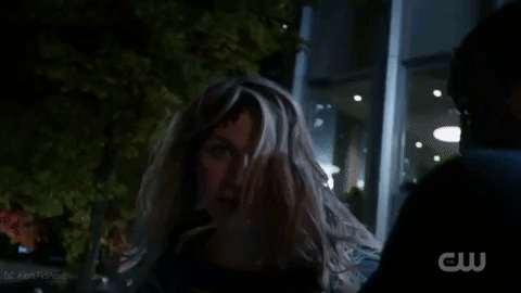 superheroineperil: Supergirl getting her ass kicked. 1 of 2