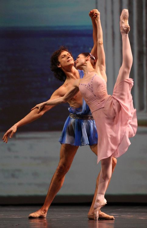 tutu-fangirl:  Elena Yevseyeva and Marat Shemiunov, “Spring Waters” at Dance Open 2013  