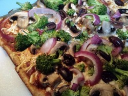 veganpizzafuckyeah:  reblogged from bethcreating:  Whole wheat crust, daiya, sauce, and veggies ♥  yes please can I?