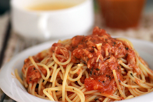 foodluxury:  Love Food? This blog is for you. 