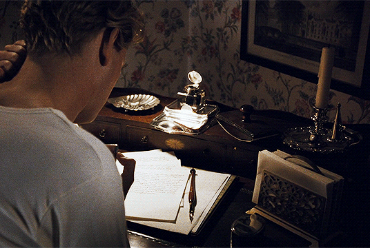 d0437abcffd9bccf9cf79fe545359c802be71303.gif